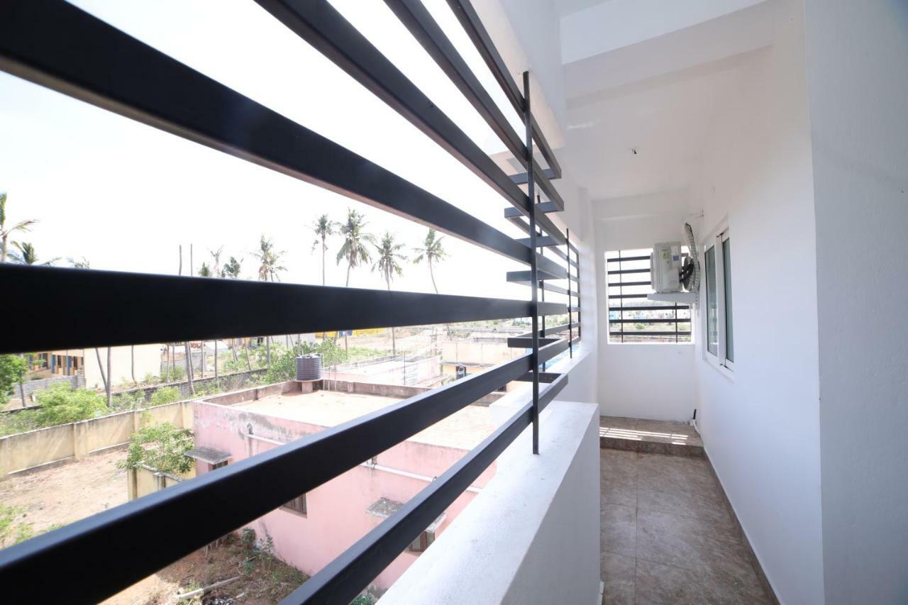 The Base Inn Pondicherry Exterior foto